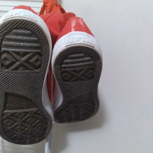 Shoes - Picture 4 of 4